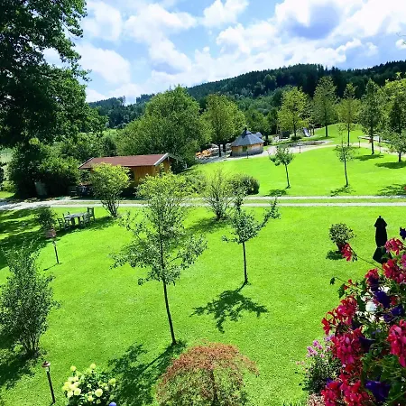 Gastehaus Destina *