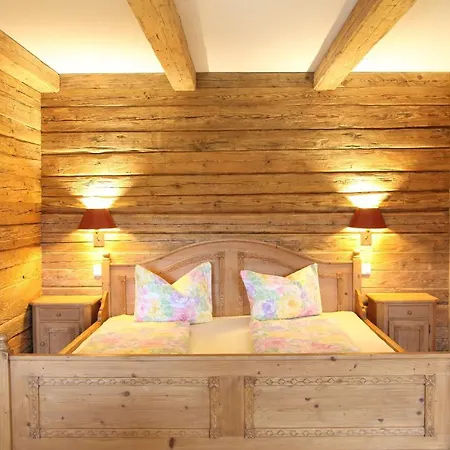 Aparthotel Gastehaus Destina *